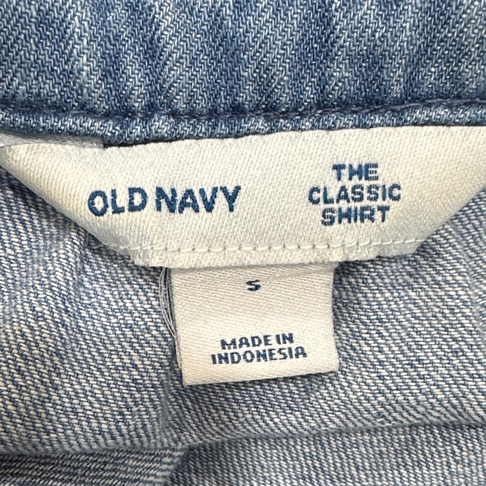 OLD NAVY Blue Denim Chambray V Neck Cotton Top SZ S Festival Beach Fall Classic - Picture 9 of 10